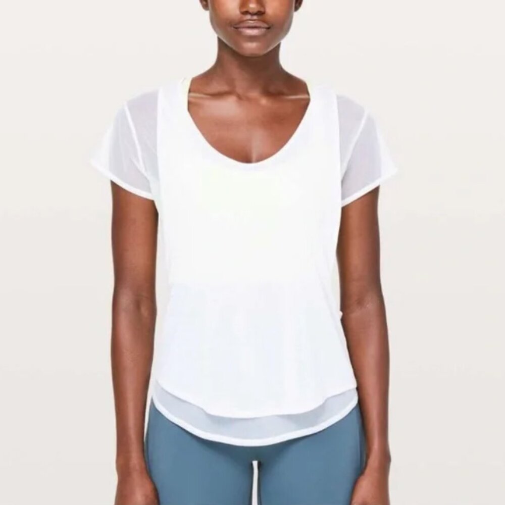 NWT Lululemon Set the Course Short Sleeve Shirt - Size 8